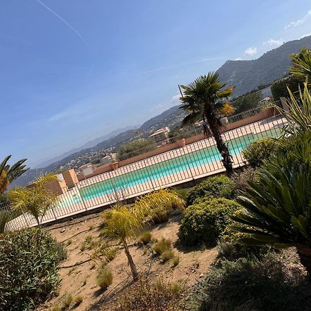 Joli Studio Tout Confort Proche Toutes Commodites Dans Residence Calme LʼÎle-Rousse Exterior foto